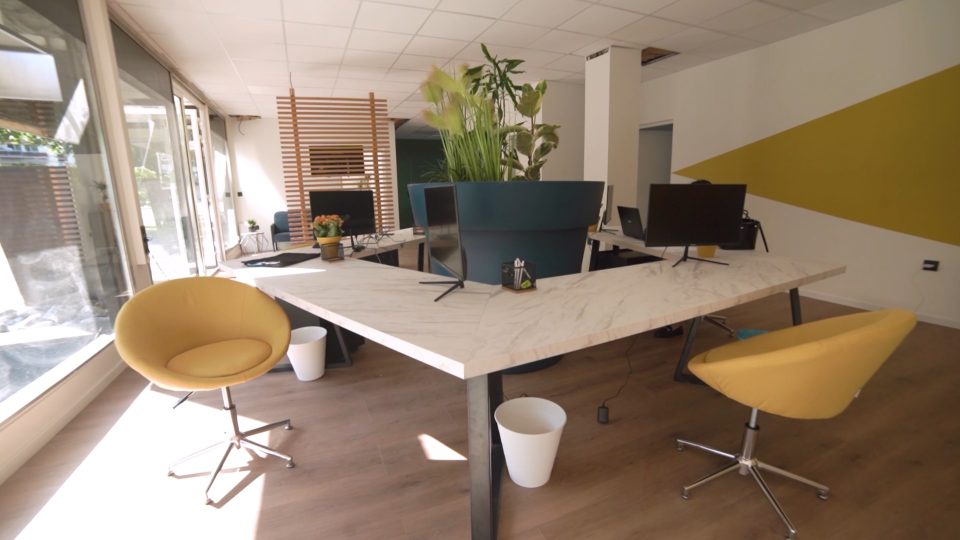 Espace de coworking &agrave; Pau pour t&eacute;l&eacute;travailler dans un cadre professionnel.