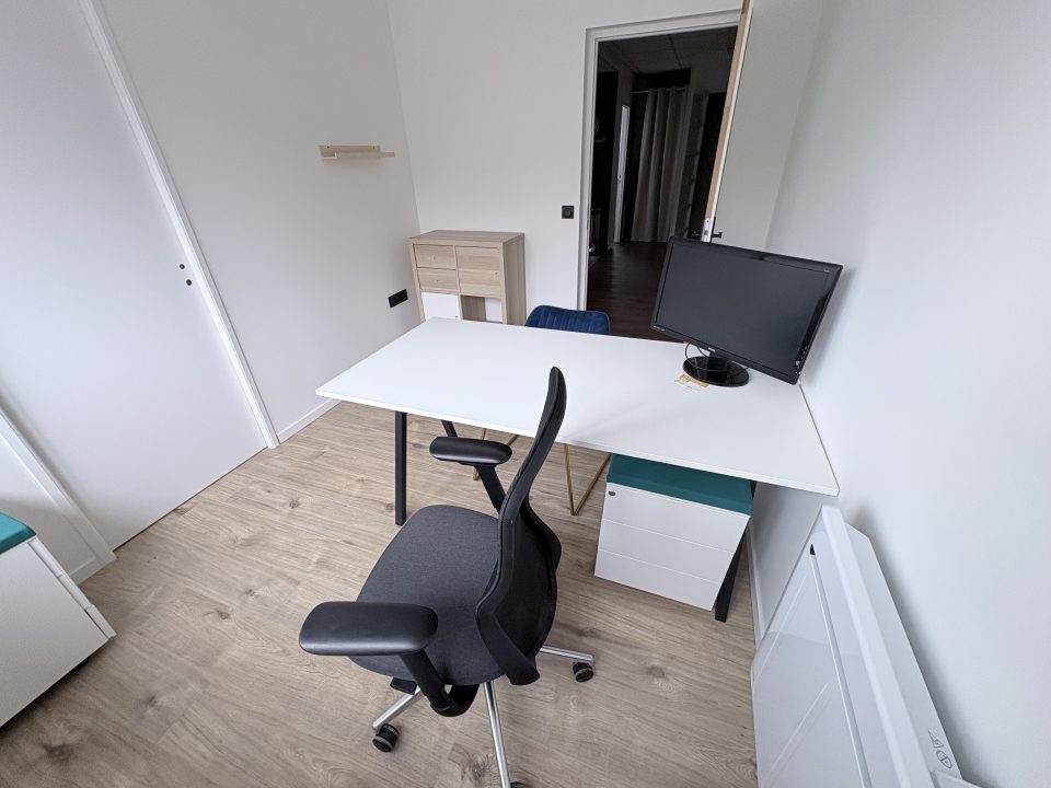 Bureau privatif résident 1 poste